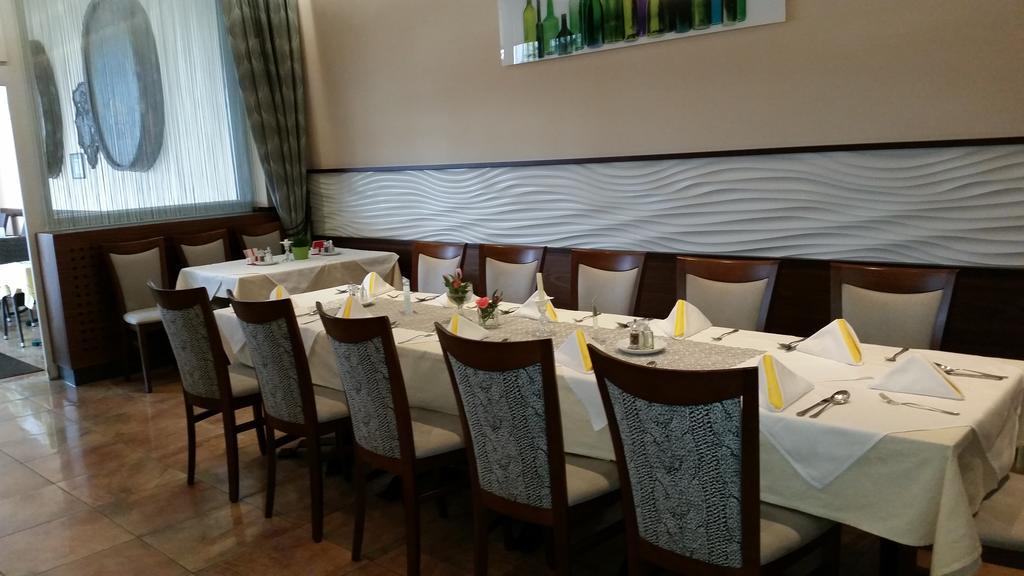 Postwirt Hotel Seeboden Luaran gambar